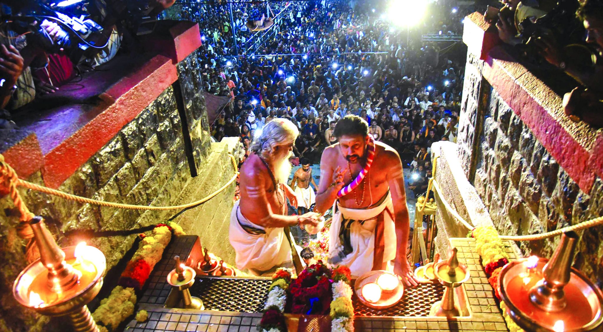 Sabarimala: Why Dharmic Society is Being Defeated?